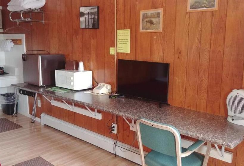 Номер Deluxe, Falls Motel