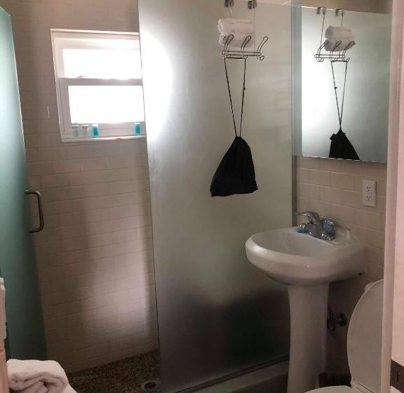 스탠다드 스튜디오, Captiva Beach Resort