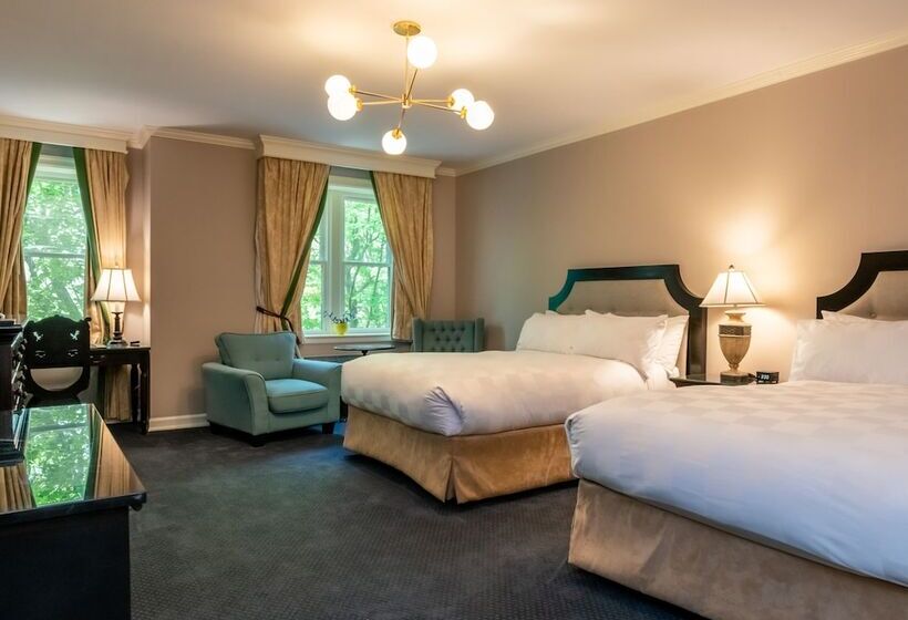 デラックスルーム, Castle Hotel & Spa   Luxury Hotel Near Nyc