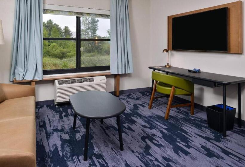 Люкс, Fairfield Inn & Suites By Marriott Canton