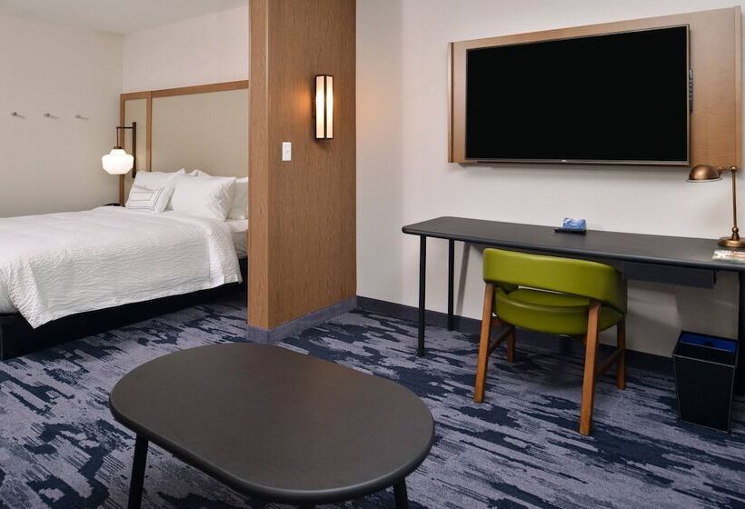 Люкс, Fairfield Inn & Suites By Marriott Canton