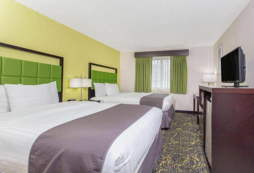 스탠다드 룸, Americinn And Suites By Wyndham Delafield Waukesha Milwaukee
