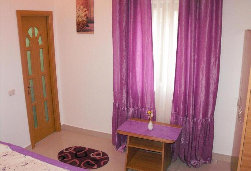 Quarto Superior, Casa Rustica