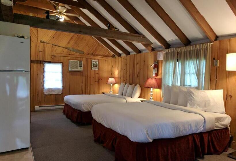 Хижина, Algonquin Lakeside Inn