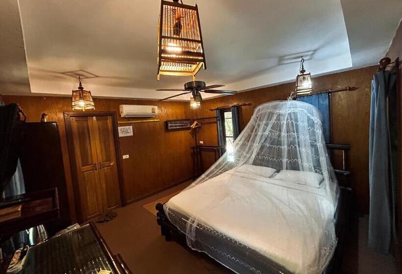 Бунгало Deluxe, Khao Sok Paradise Resort