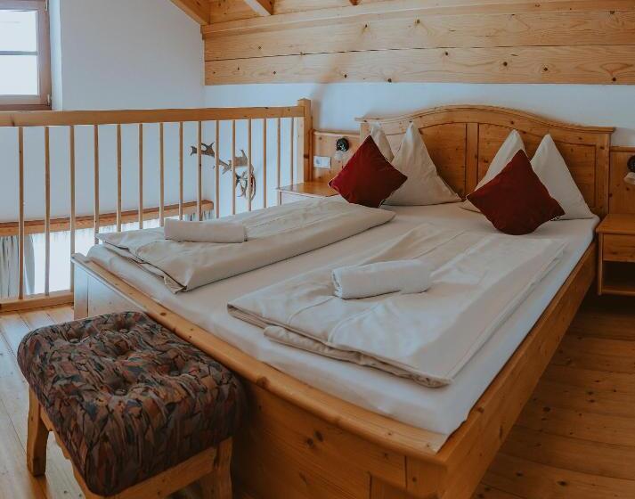 Апартаменты 2 Спальни, Reitlehenalm
