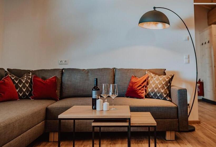 Апартаменты 2 Спальни, Reitlehenalm