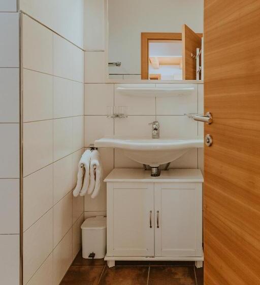 Апартаменты 2 Спальни, Reitlehenalm