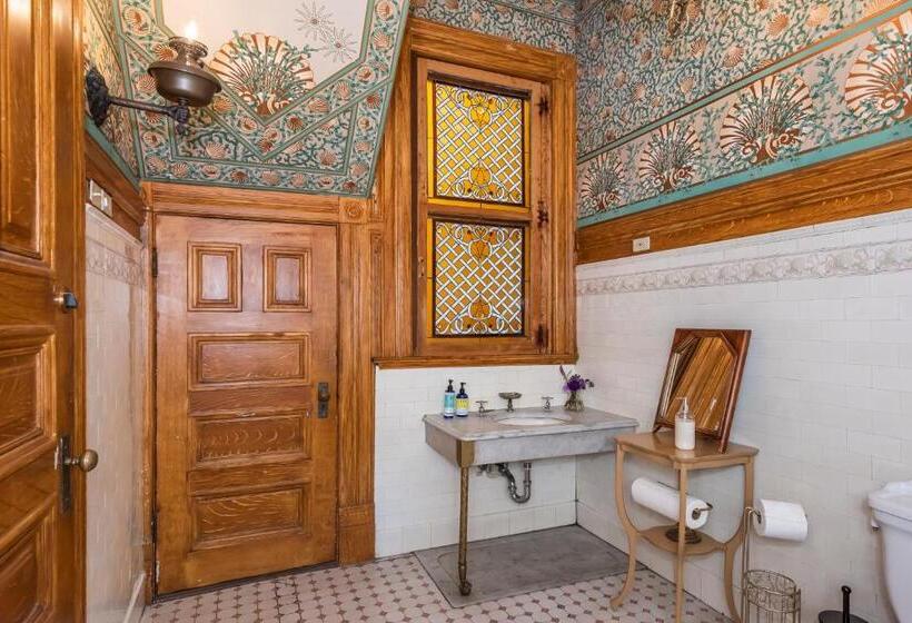 Habitación Estándar, Chateau Tivoli Bed And Breakfast