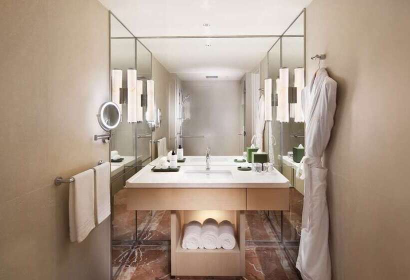 이그제큐티브 룸, Hilton Clark Sun Valley Resort