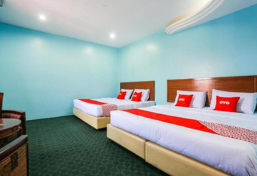 Family Suite, Oyo 44094 Bangi Lanai