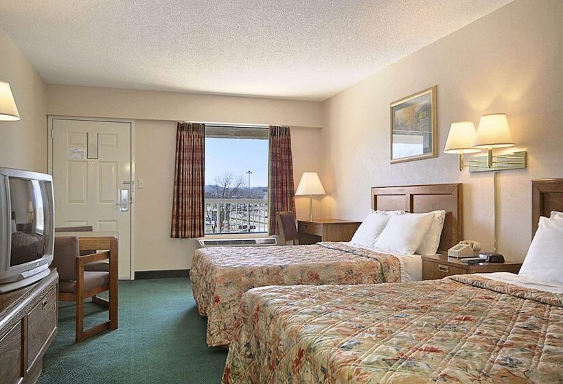 Suite, Days Inn By Wyndham Apple Valley Pigeon Forge/sevierville