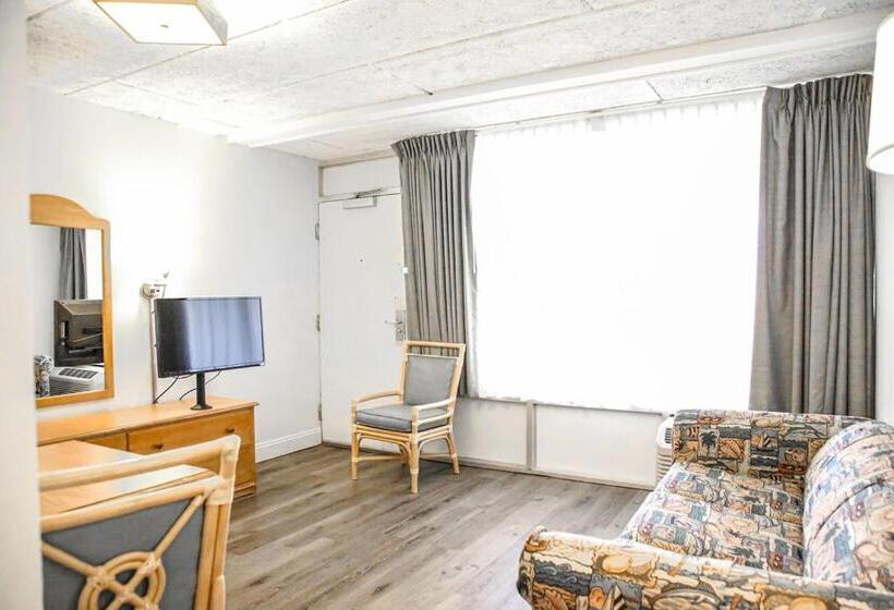 جناح, Days Inn & Suites By Wyndham Jekyll Island