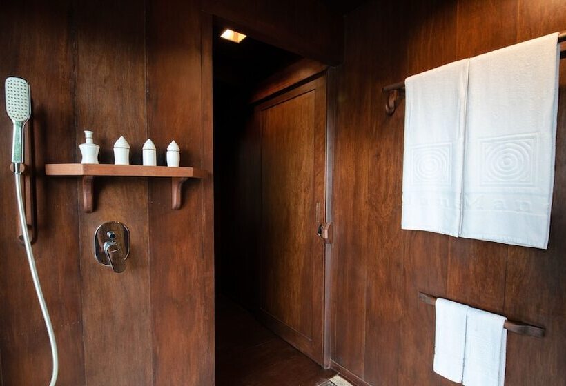 1 Bedroom Villa, Mane History Lovers