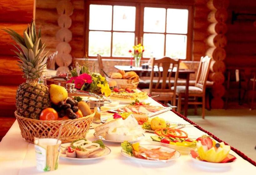 Номер Стандарт, Restaurant Baumhaus