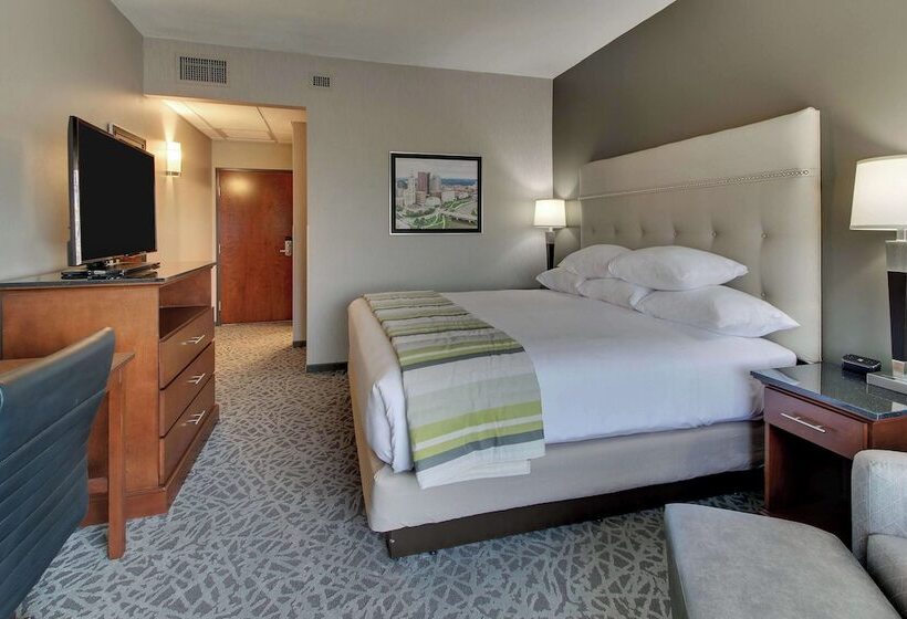 Номер Deluxe Адаптированный для Инвалидов, Drury Plaza Hotel Savannah Pooler
