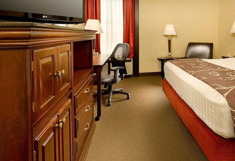 Номер Deluxe, Drury Inn Paducah