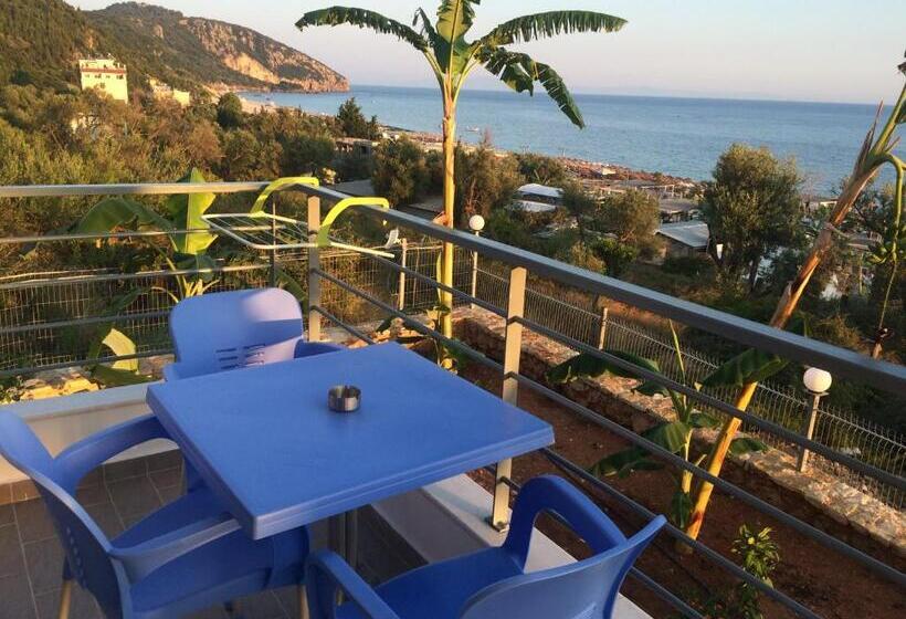 اتاق کلاسیک چهارنفره, Sea View Hotel Dhermi