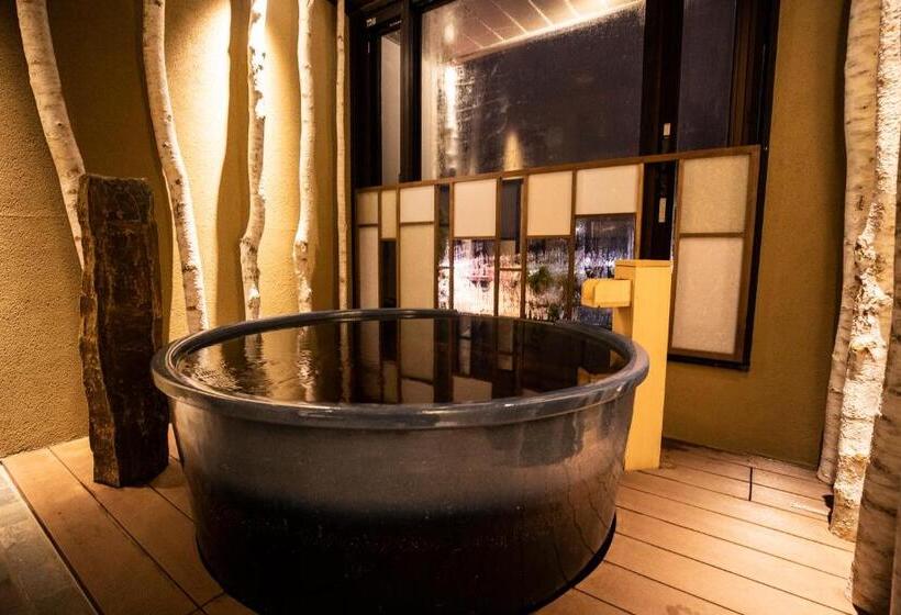 اتاق ساده چهارنفره, La Vista Furano Hills Natural Hot Spring