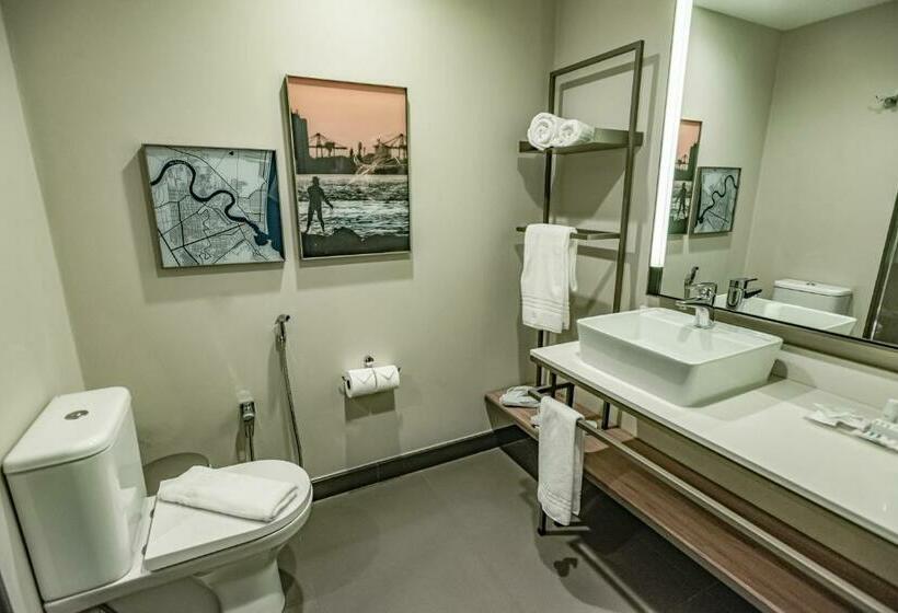Quarto Superior, Mercure Itajai Navegantes