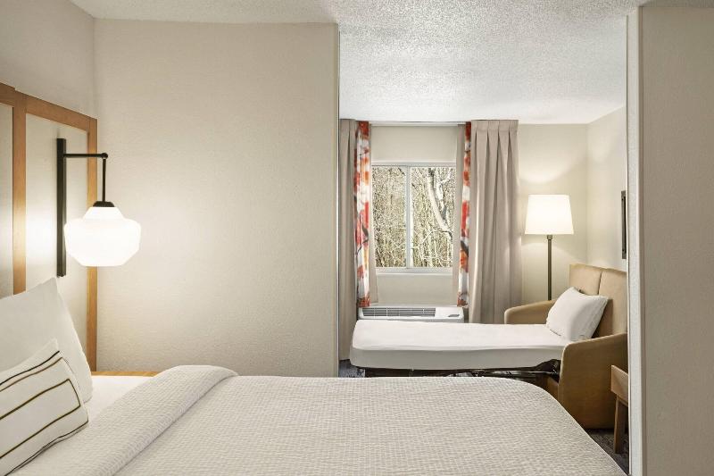Стандартный Номер Кровать Кинг, Fairfield Inn By Marriott Warren Niles