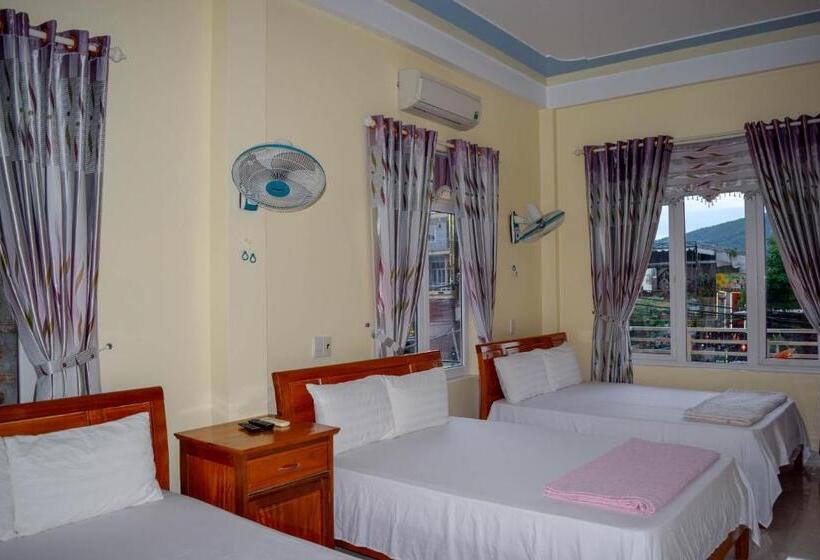 اتاق استاندارد سه نفره, Phong Nha Orient Homestay