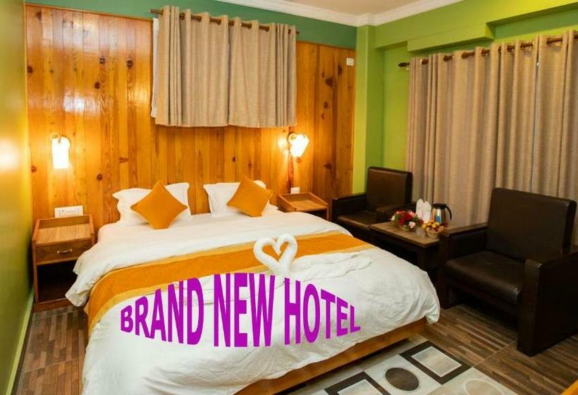 سوییت, Visitors Inn, Pokhara