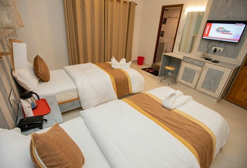 اتاق لوکس, Visitors Inn, Pokhara