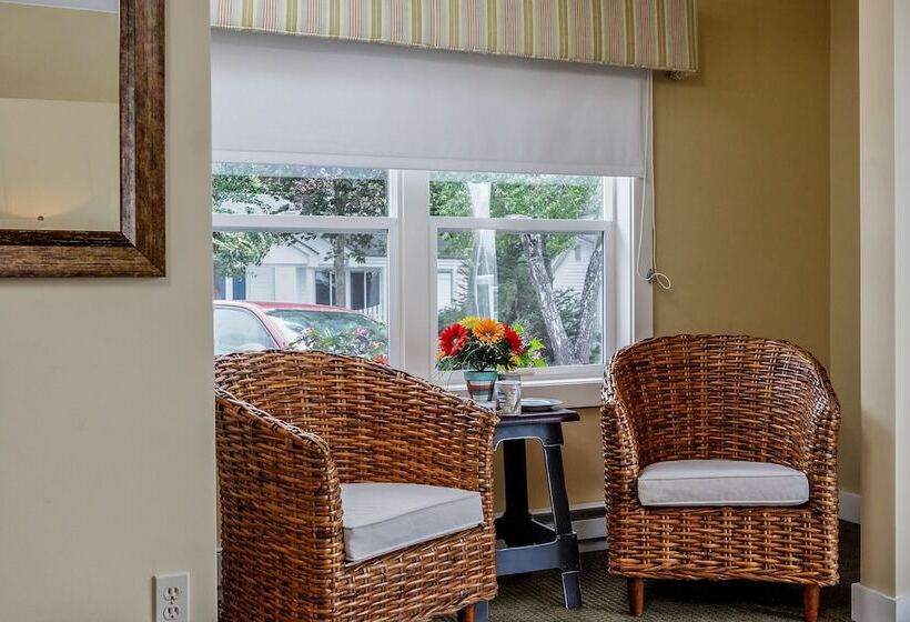 اتاق لوکس, Glen Cove Inn & Suites Rockport