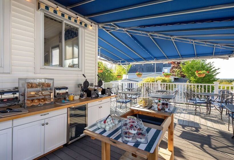 سوییت, Glen Cove Inn & Suites Rockport