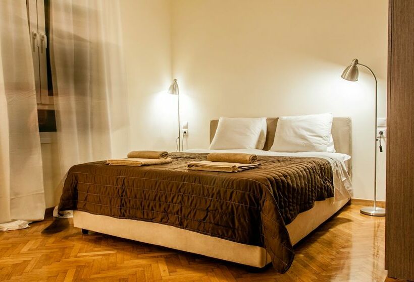آپارتمان کلاسیک 1 خوابه, The Central Boutique Apartments