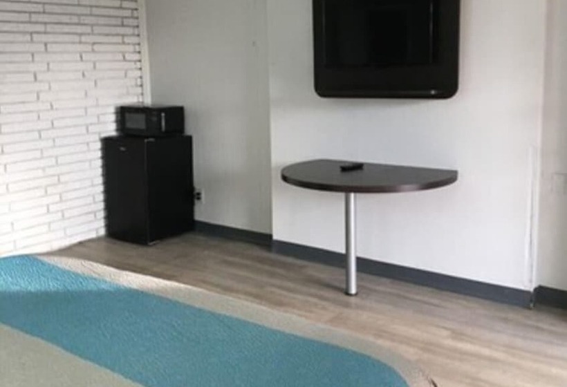 Номер Стандарт, Sands Motel