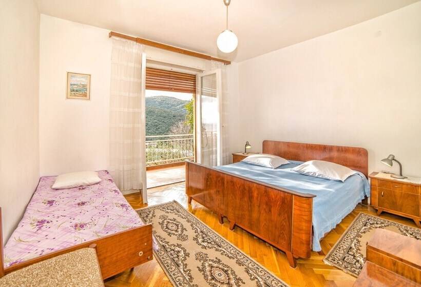דירת חדר, Apartments Poljak