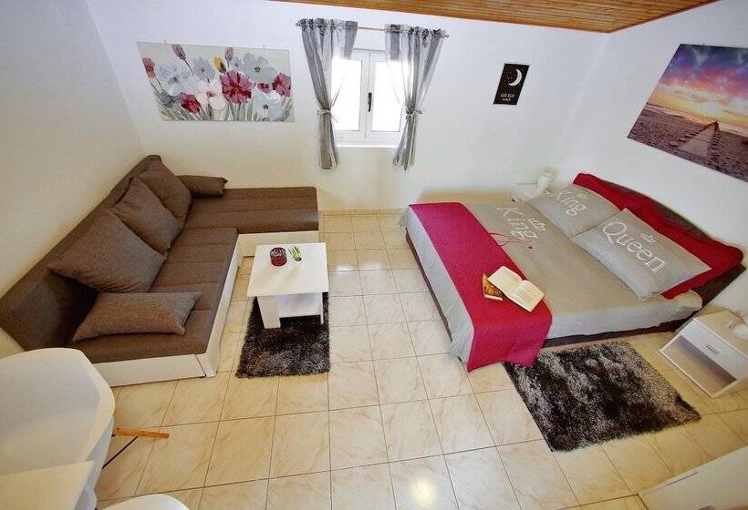 Апартаменты 1 Спальня, Apartments Verka