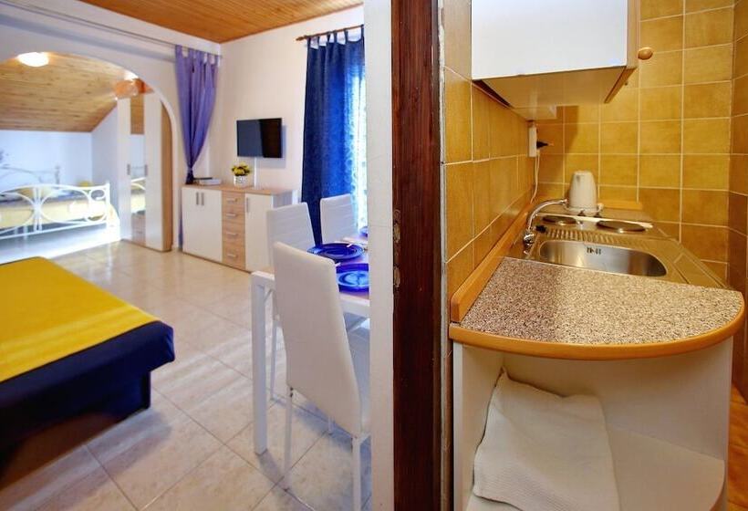 Апартаменты 1 Спальня, Apartments Verka