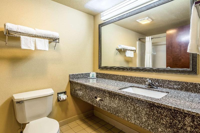 Стандартный Номер Кровать Кинг, Quality Inn Sandersville