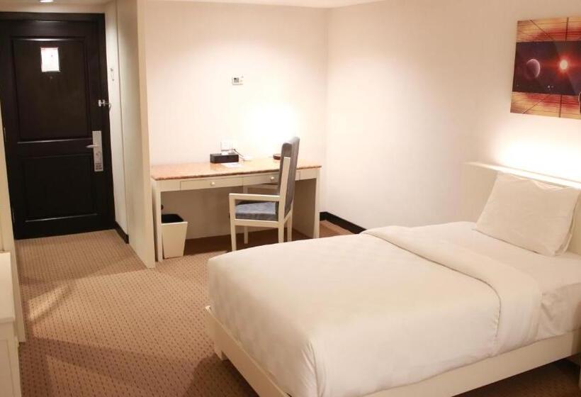 Номер Superior, Beverly Hotel Batam