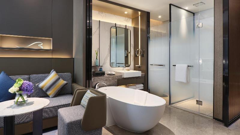 高级客房, Crowne Plaza Wuhan Development Zone, An Ihg