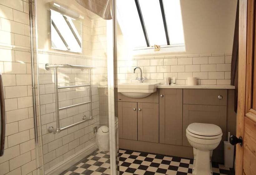 Quarto Estandar, Y Capel Guest House
