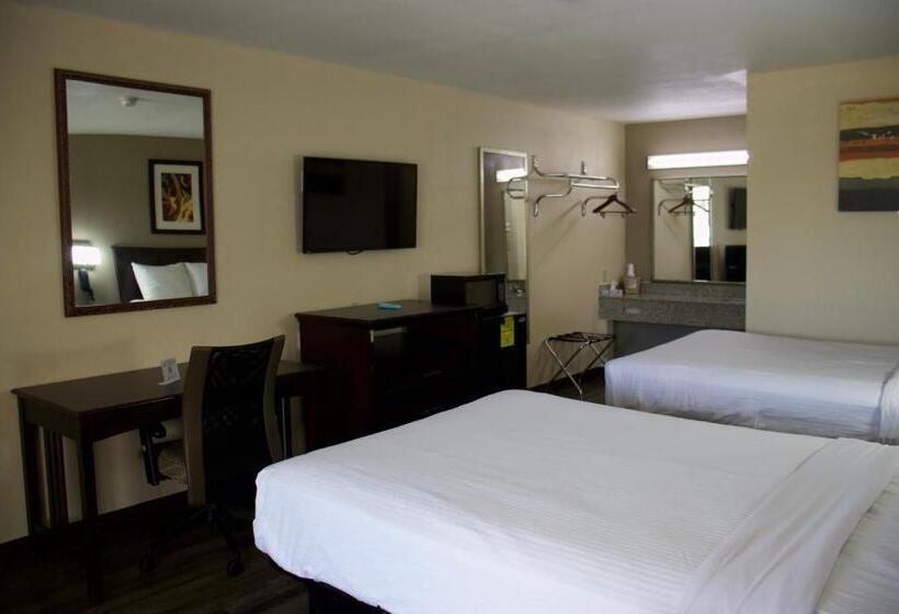 Номер Стандарт 2 Двуспальные Кровати, Legacy Inn  Cookeville