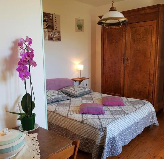 Номер Стандарт, Chambres D Hôtes Anne Marie