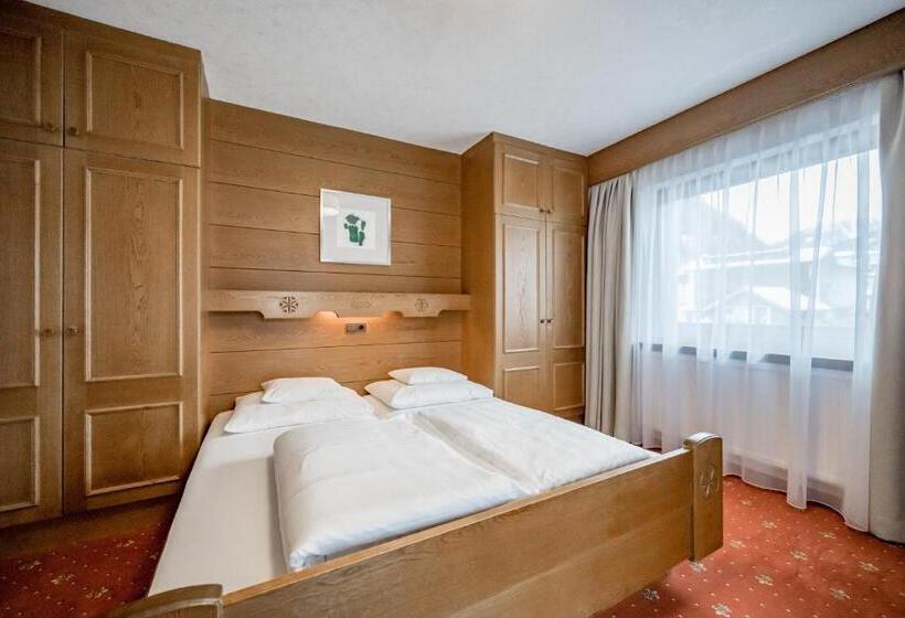 اتاق استاندارد, Bed & Breakfast Fender