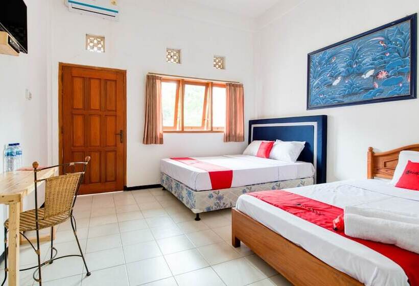 Семейный Номер, Reddoorz Syariah Near Gor Ken Arok