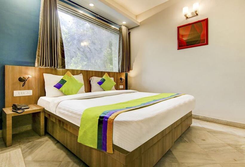 Номер Deluxe, Treebo Mall View, Dlf Phase Ii