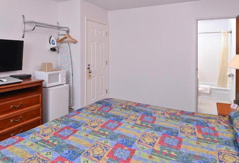 Стандартный Номер Кровать Кинг, Maverick Motel   Modern Renovated Motel