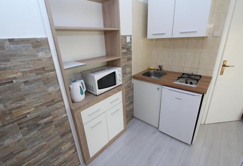 Monolocale Comfort Vista Mare, Apartments Eva