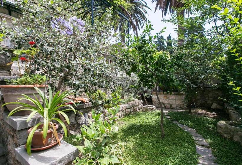 Habitació Estàndard Vista Ciutat, Rooms Posat