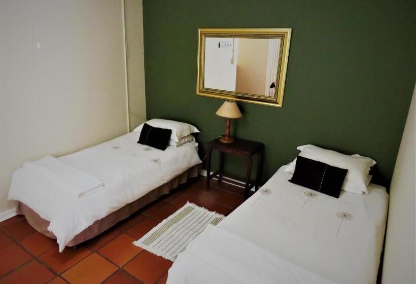 패밀리 룸 가든 전망, Fountain Baths Guest Cottages
