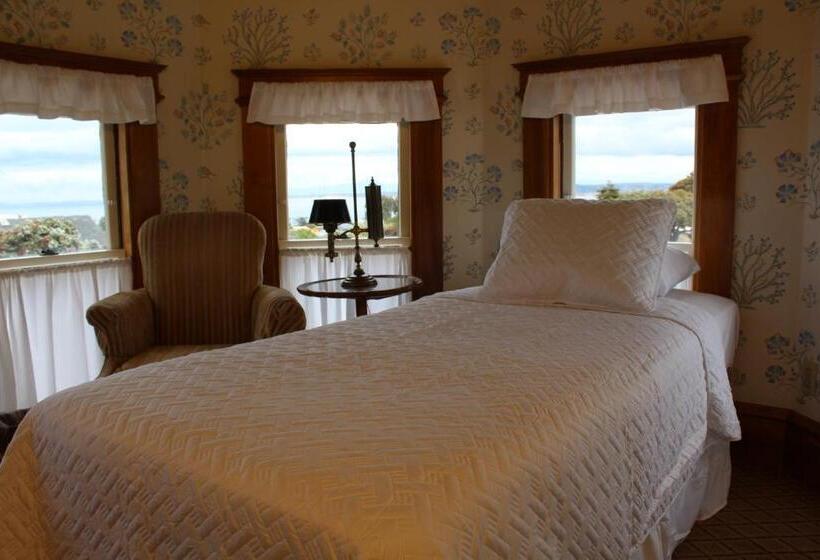 디럭스 스위트, Pacific Grove Inn