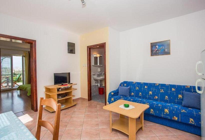 شقة غرفة نوم واحدة مزودة بشُرفة, Apartments Bionda